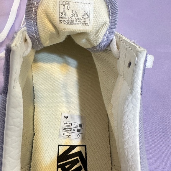 Vans Lilac and White Casual Sneakers - Picture 6 of 8